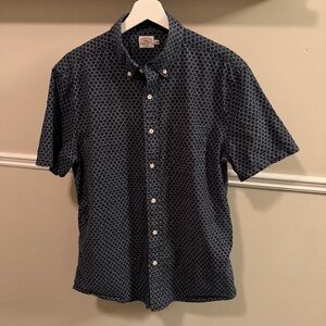 Faherty Brand Button Down Shirt Men’s M Blue Scallop Print Organic Cotton